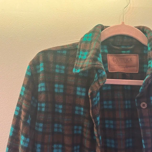 Soft Collared Shirt - Picture 4 of 6